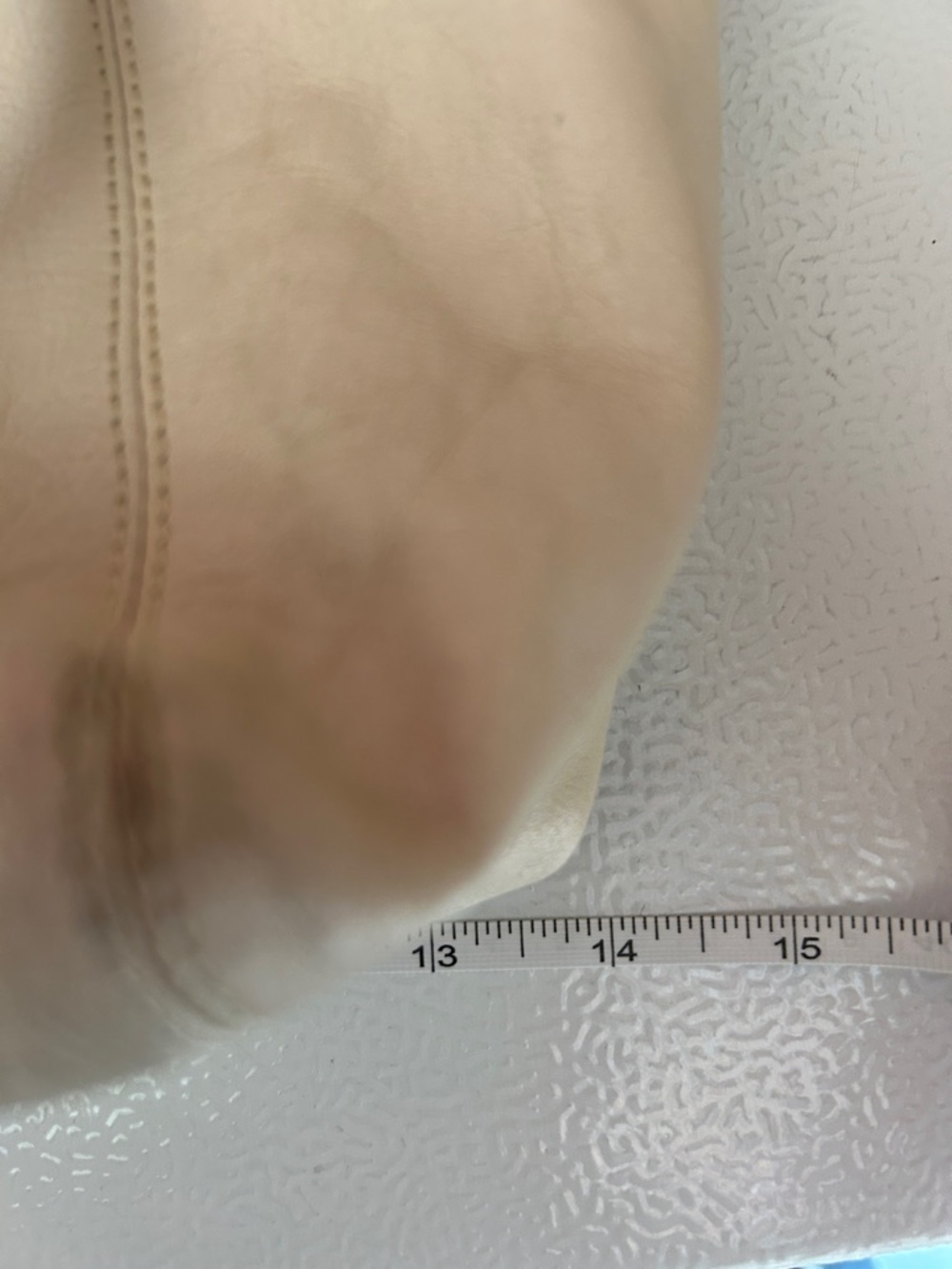 Coach Cream Leather Shoulder Bag with Chain Detail - Picture 14 of 16